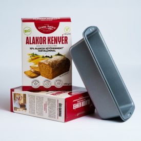   BIO Alakor teljes őrlésű kenyérsütő keverék, tapadásmentes fém kenyérsütő formával, piskótafüles dobozban